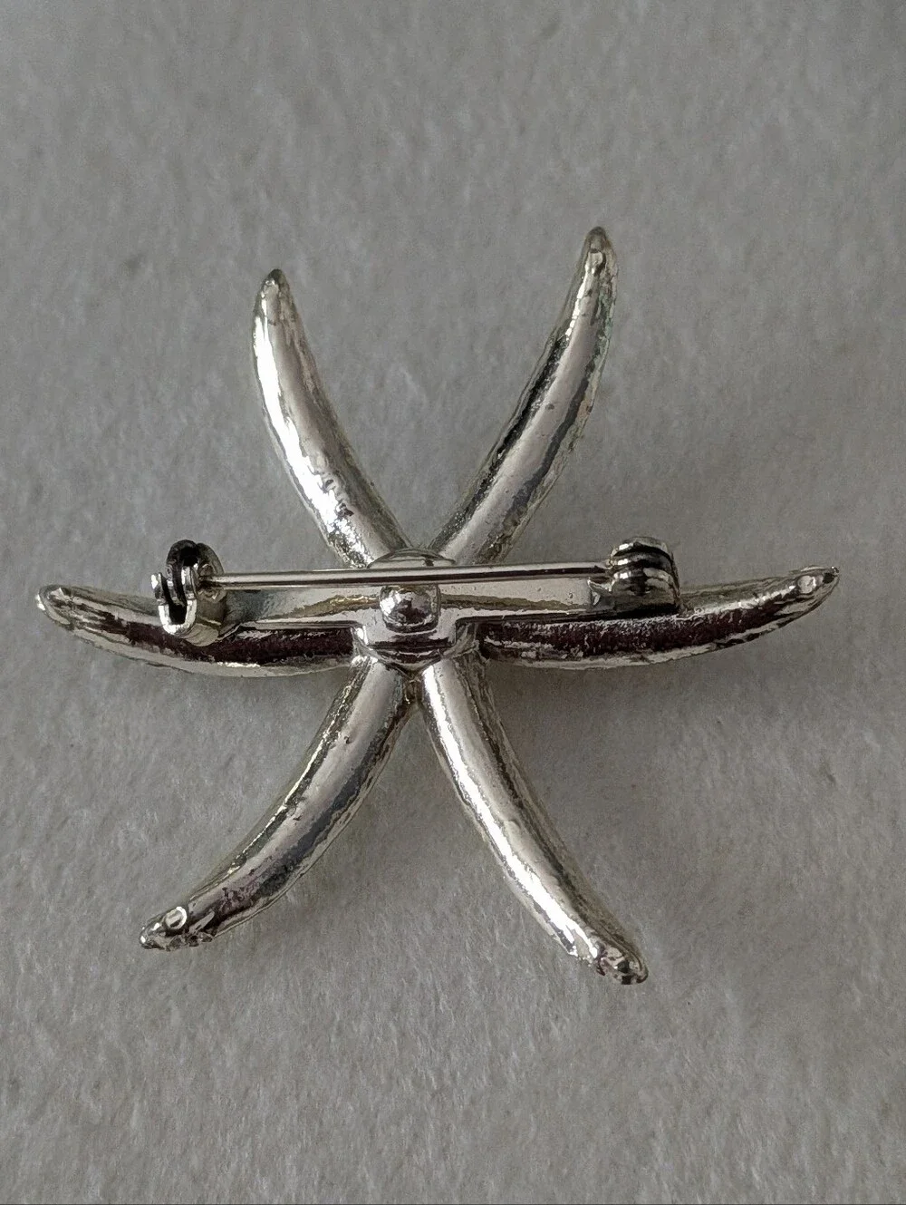 Vintage Mid-Century Silver Tone Starfish Brooch Pin with Aurora Borealis